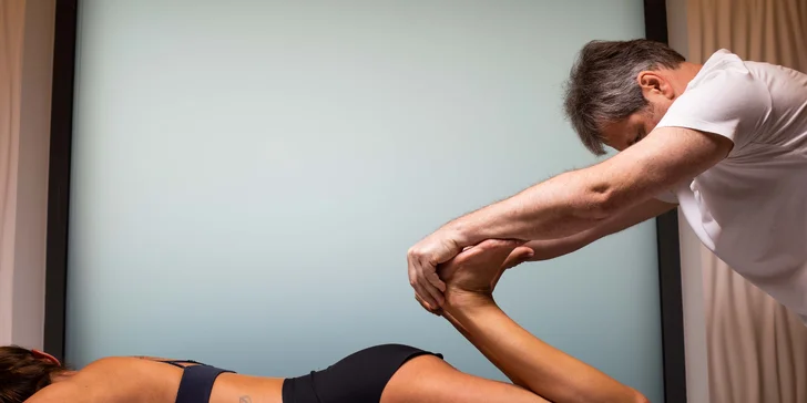 Balíček pro zamilované: privátní wellness vč. masáže i lahev prosecca