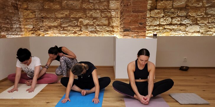 Znovuzrození a relaxace: Masážní rituály pro dokonalý odpočinek i individuální lekce jógy