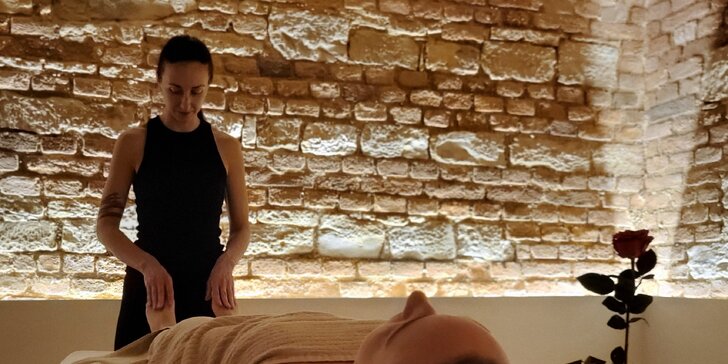 Znovuzrození a relaxace: Masážní rituály pro dokonalý odpočinek i individuální lekce jógy