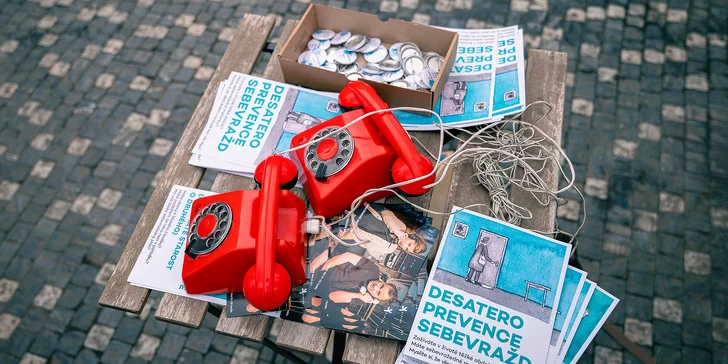 Nikdo na své trápení nemá být sám: přispějte na provoz krizové linky pro osamělé seniory