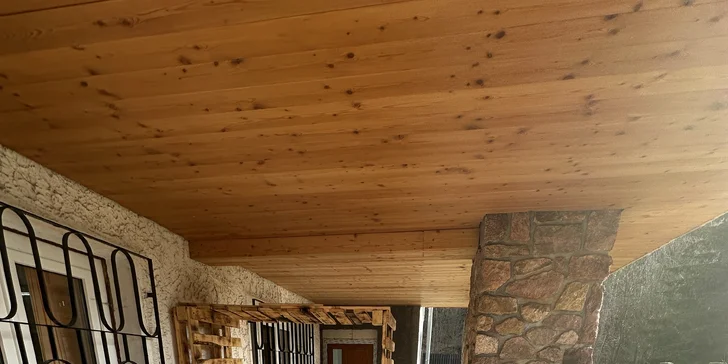 Relax pro dva v srdci Krušných hor: 60-120 minut privátní sauny s lahví prosecca