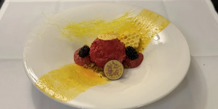 Pětichodové degustační menu v centru Krumlova: kachní foie gras, candát i steak filet mignon