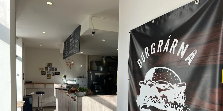 Dobrota pro 1 nebo 2 osoby: miniburger výběrem z 5 druhů i vč. hranolků