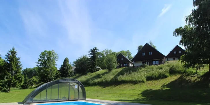 Chaty v Čisté v Krkonoších až pro 8 osob: sjezdovky, výlety a v létě bazén