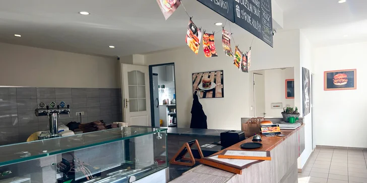 Dobrota pro 1 nebo 2 osoby: miniburger výběrem z 5 druhů i vč. hranolků