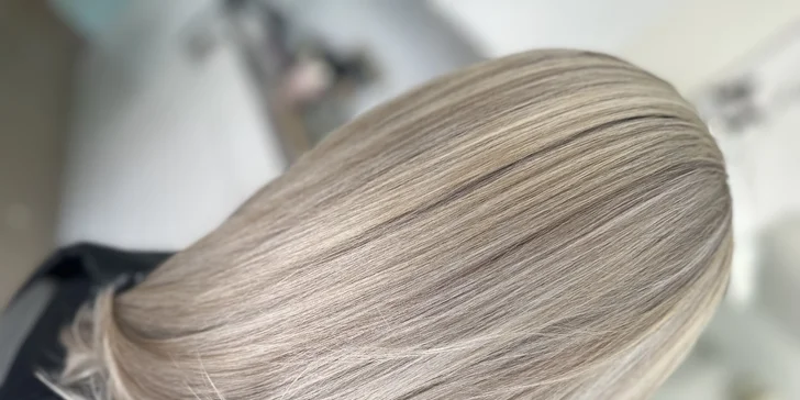 Nový střih vč. stylingu s možností hloubkové regenerace