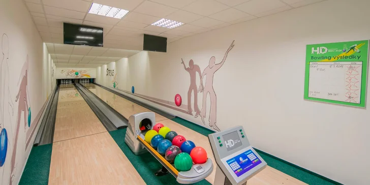 Bowling na 1 či 2 hod. až pro 8 osob a tatarák nebo prkno dobrot