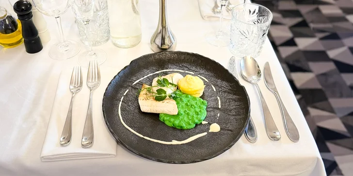 Pětichodové degustační menu v centru Krumlova: kachní foie gras, candát i steak filet mignon