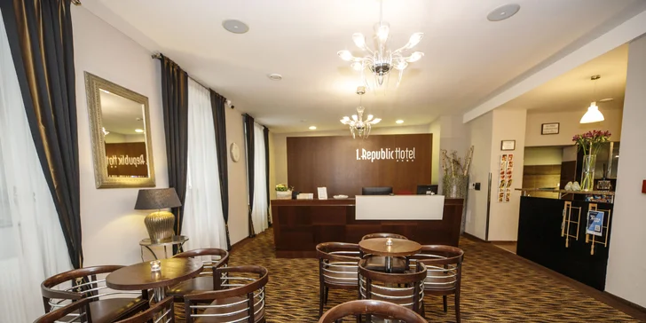 4* hotel ve stylu první republiky: pobyt se snídaní v pokoji či luxusním apartmá v centru Prahy