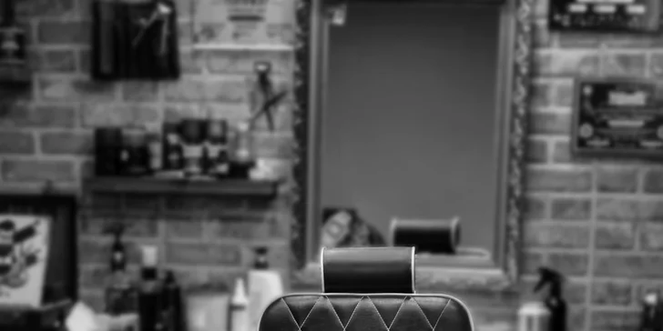 Barbershop: klasický střih, úprava vousů i pečující balíček