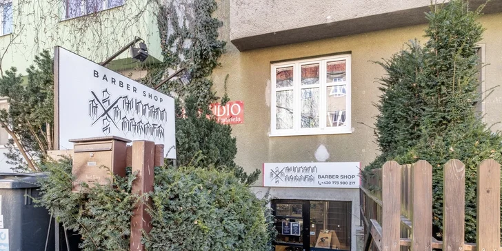 Barbershop: klasický střih, úprava vousů i pečující balíček