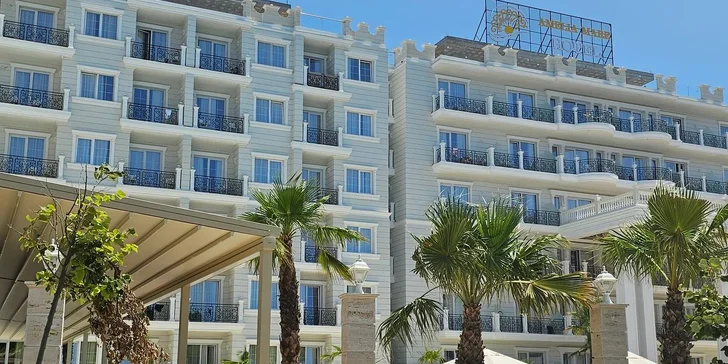 Relax v Albánii: 5* hotel Amelia Mare, all inclusive a dětský klub Čedog