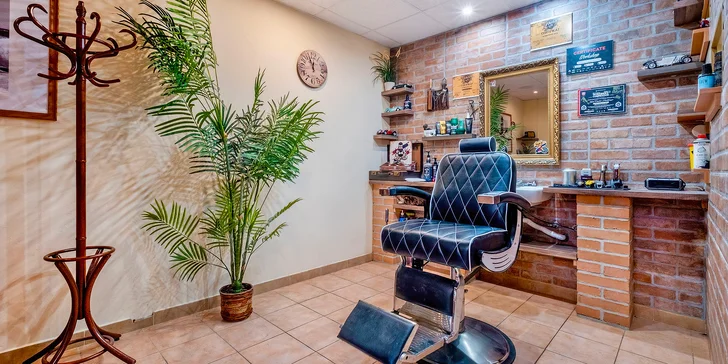 Barbershop: klasický střih, úprava vousů i pečující balíček