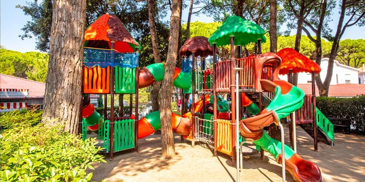 Rodinná dovolená v Lido di Jesolo, necelou hodinu od Benátek: komplex se soukromou pláží