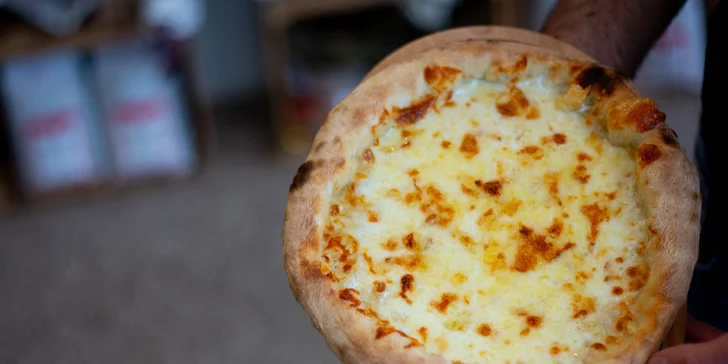 Pizzetta s sebou: 1–4 kulaté dobroty o průměru 24 cm s kvalitními italskými surovinami