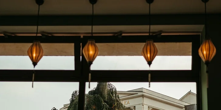 Voucher v hodnotě 200 až 1000 Kč na jakékoliv jídlo i pití v asijské restauraci EatNam