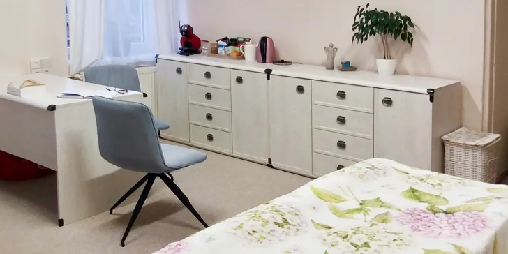 Celotělová nebo těhotenská relaxační masáž pro ženy na 60 nebo 90 minut