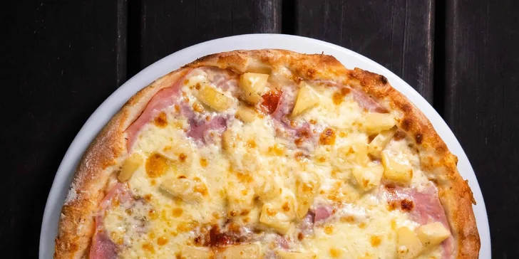 Pizza podle výběru: vegetariánská i se šunkou, možnost bezlepkové