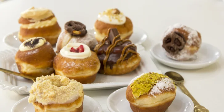 Minikoblihy a minidonuty: mix 2 až 18 kousků těch nejlepších příchutí z vyhlášené Koblihy
