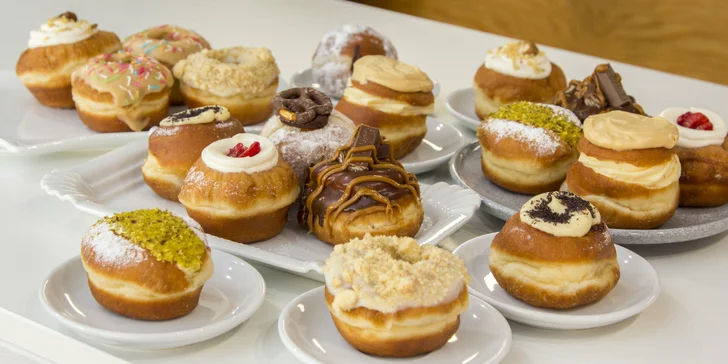 Minikoblihy a minidonuty: mix 2 až 18 kousků těch nejlepších příchutí z vyhlášené Koblihy