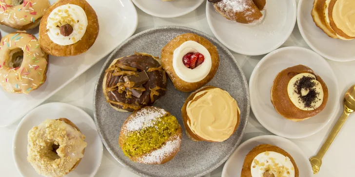 Minikoblihy a minidonuty: mix 2 až 18 kousků těch nejlepších příchutí z vyhlášené Koblihy