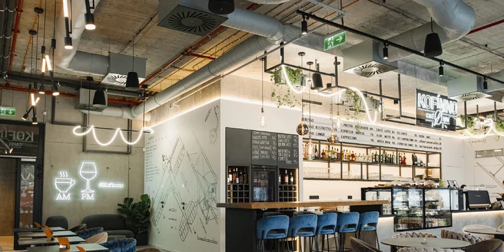 Tříchodové menu s lahví vína v restauraci Kofínno pro 2 osoby