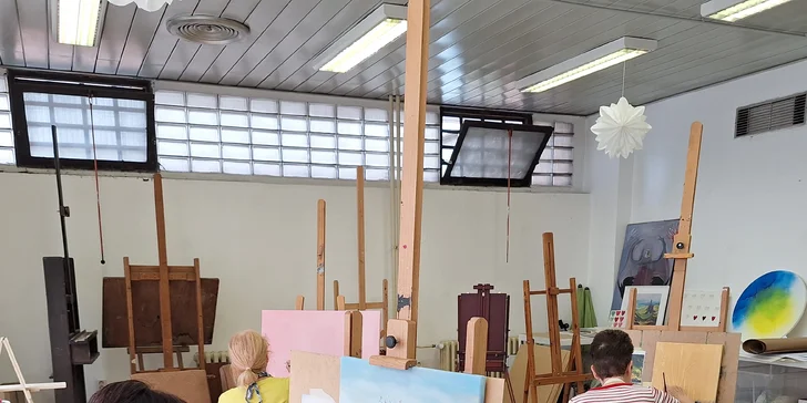 Kurz vede zkušený lektor Vlado, který se bude věnovat každému účastníkovi dle jeho úrovně. 
