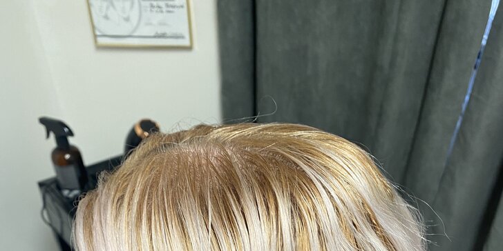 Pro krásné vlasy: střih nebo zesvětlení technikou balayage vč. regenerace