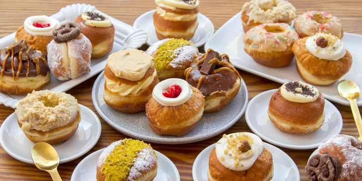 Minikoblihy a minidonuty: mix 2 až 18 kousků těch nejlepších příchutí z vyhlášené Koblihy