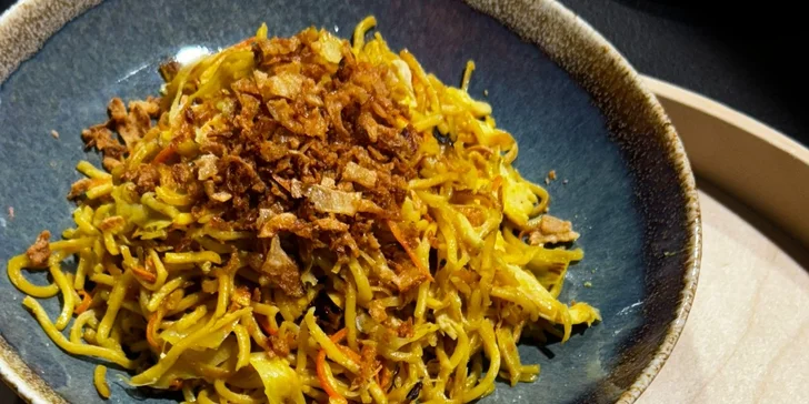 300 či 600 Kč na jakékoliv jídlo i nápoje v asijské restauraci Búúnems