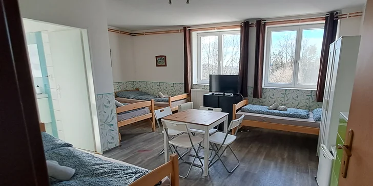 Dovolená v Konstantinových Lázních: snídaně i 50% na vstup do lomu