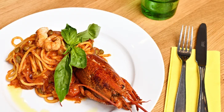 Italské menu s focacciou, salátem, špagetami s humrem a proseccem pro 2 osoby