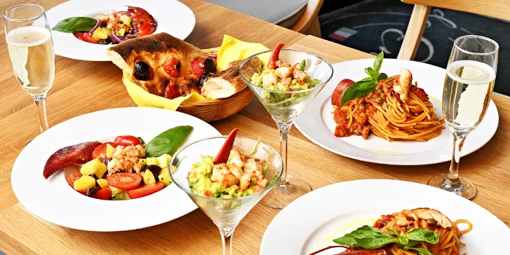 Italské menu s focacciou, salátem, špagetami s humrem a proseccem pro 2 osoby
