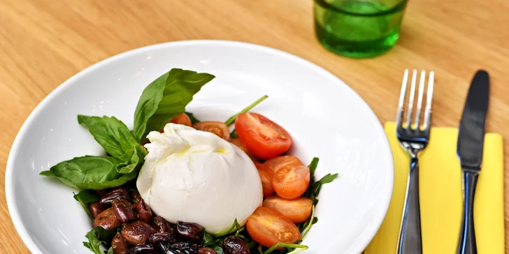 Italské tříchodové menu pro dva: jihoitalské speciality a k tomu tiramisu či panna cotta