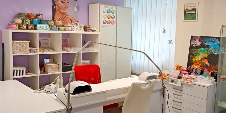 Péče o nehty v samém centru Brna: manikúra, lakování i gelová barva
