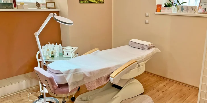 Kosmetické ošetření dle výběru: čištění, hydratace, regenerace i zklidňující péče