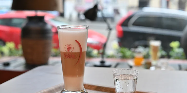 Lívance, káva a bio limonáda podle výběru pro 1 nebo 2 osoby