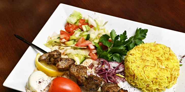 Otevřené vouchery do restaurace Babylon na Novém Městě: až 2000 Kč na orientální pochoutky dle výběru