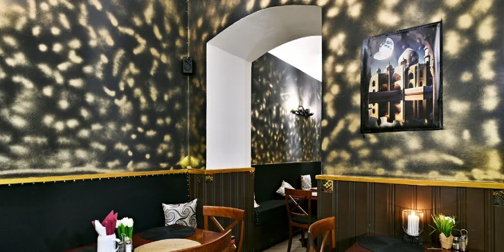 Orientální 3chodové degustační menu i s lahví vína pro 2 osoby v restauraci Babylon na Novém Městě