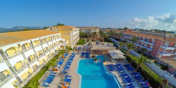 Dovolená v Řecku: 3* hotel Poseidon, all inclusive, bazén, dětský klub Čedog i let