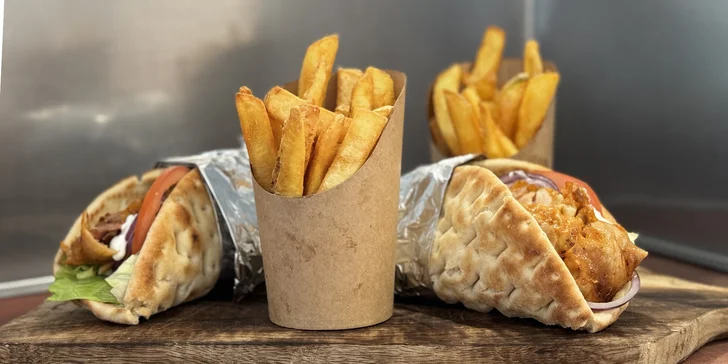 Hot dog, burger s hovězím i kuřecími nugetkami nebo tortila či gyros a hranolky pro dva