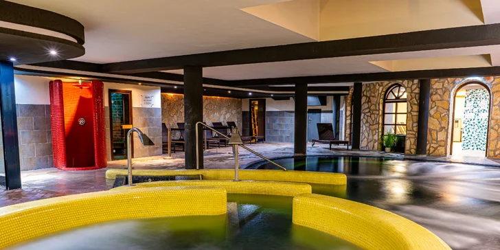 Luxusní pobyt na zámku: neomezený wellness, snídaně i polopenze, kousek od Miškovce