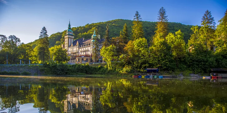 Luxusní pobyt na zámku: neomezený wellness, snídaně i polopenze, kousek od Miškovce