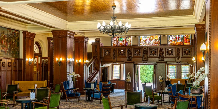 Luxusní dovolená na zámku: neomezený wellness i polopenze, 2 děti zdarma