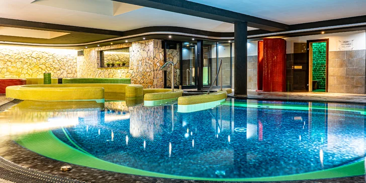 Luxusní pobyt na zámku: neomezený wellness, snídaně i polopenze, kousek od Miškovce
