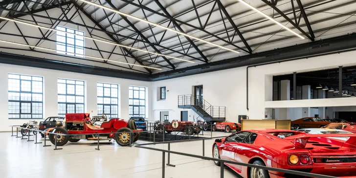 Ve znamení rychlosti: vstupné do Automoto Musea Lučany pro dospělého