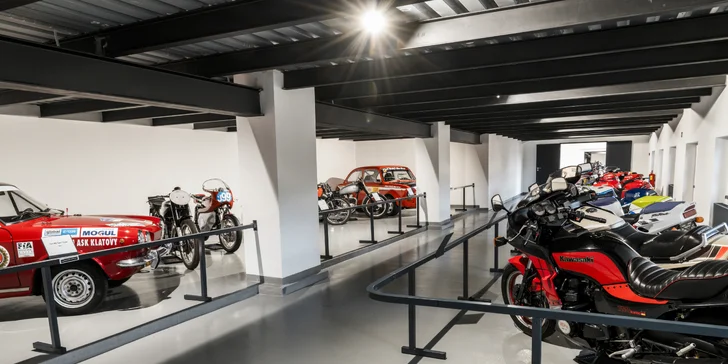 Ve znamení rychlosti: vstupné do Automoto Musea Lučany pro dospělého