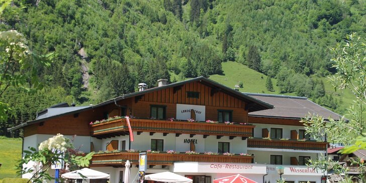 Horský hotel v blízkosti Zell am See a hory Grossglockner: polopenze, sauna, slevová karta