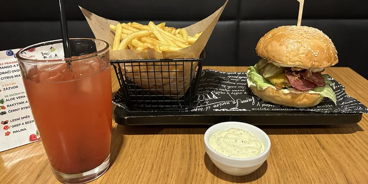 Burger podle výběru ze dvou druhů, hranolky, dip a limonáda pro 1 osobu