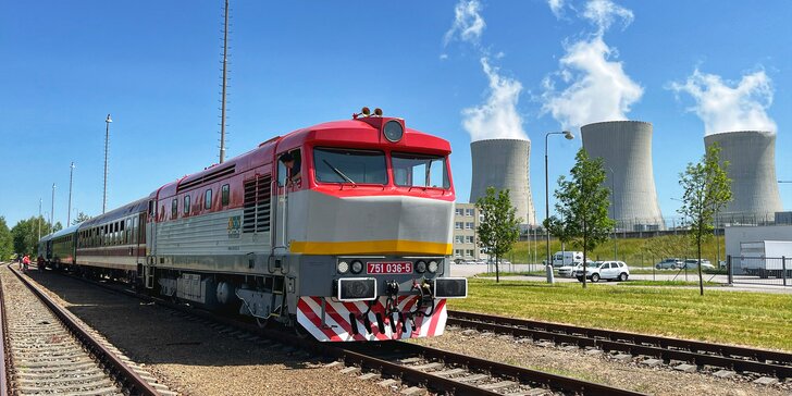 Zážitková jízda historickou lokomotivou: Bechyně, Křivoklát a Žleby